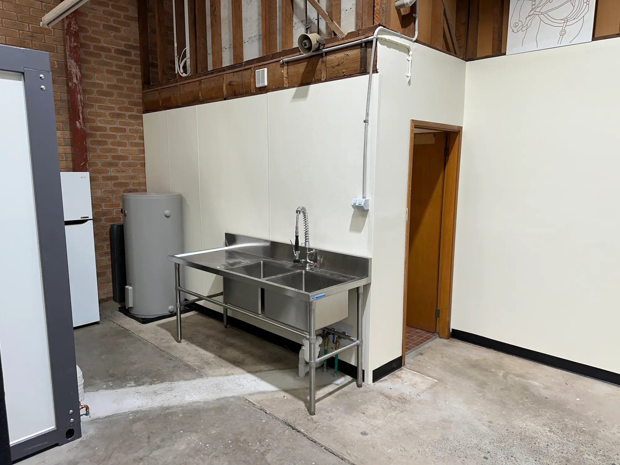 Unanderra Ambulance Station image 4